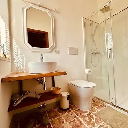 Podere Casa Rossa A *