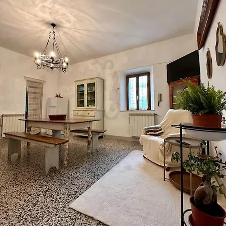 Podere Casa Rossa A Apartment *