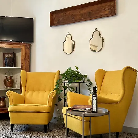 Podere Casa Rossa A アパート ピエンツァ